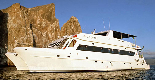 Archipell first class catamaran